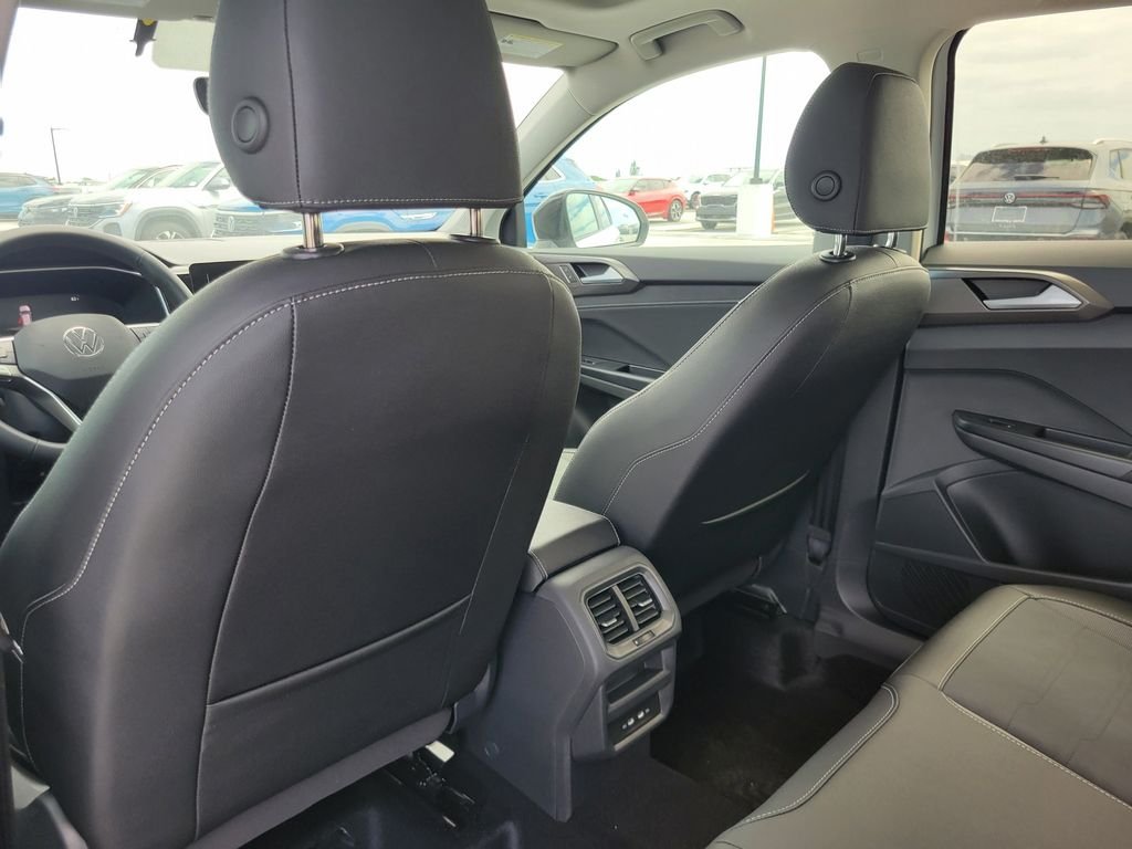 New 2026 White Volkswagen 1.5T SE Black image 6