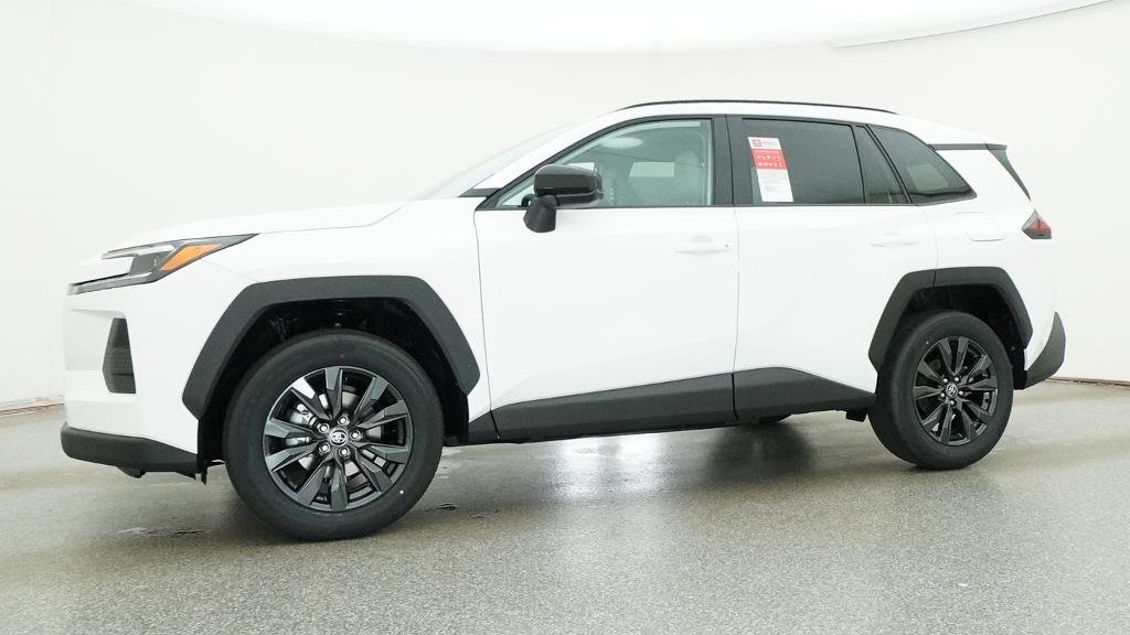 New 2026 Ice Cap Toyota XLE Premium image 4