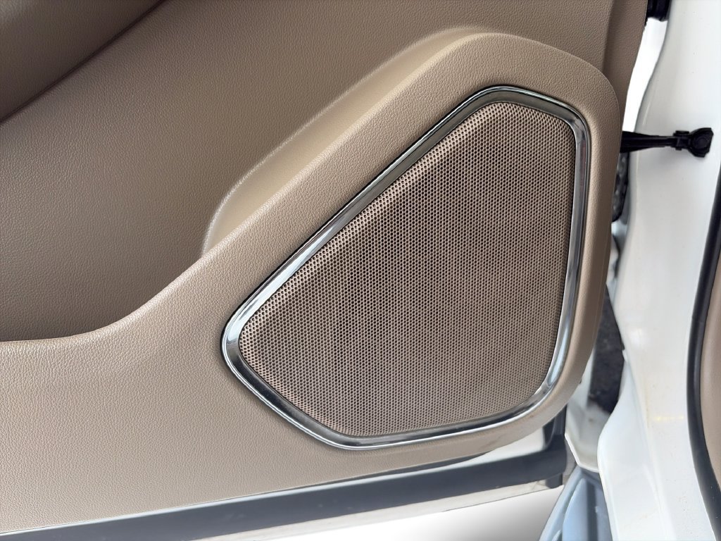 2017 Chevrolet Tahoe LS - Photo 25