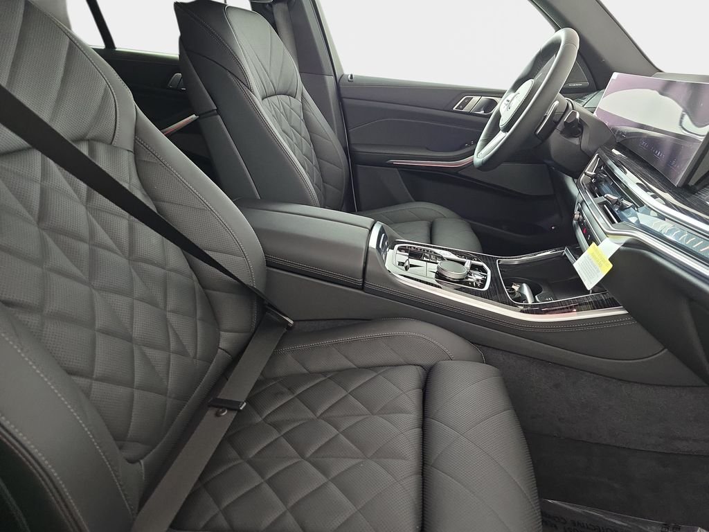 New 2026 Alpine White BMW xDrive50e image 9