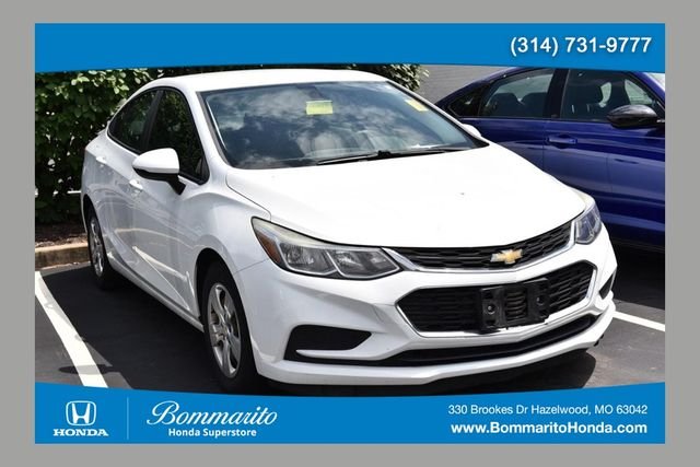 2016 Chevrolet Cruze LS Auto's photo