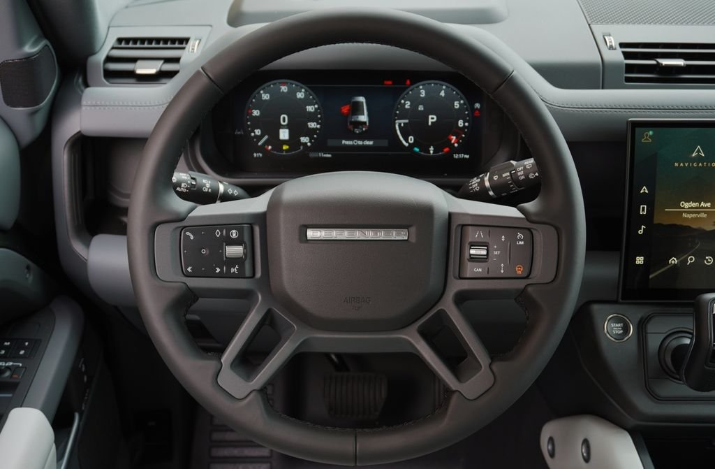New 2026 Woolstone Green Land Rover X-Dynamic SE image 16
