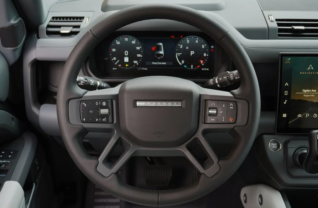 New 2026 Woolstone Green Land Rover X-Dynamic SE image 16