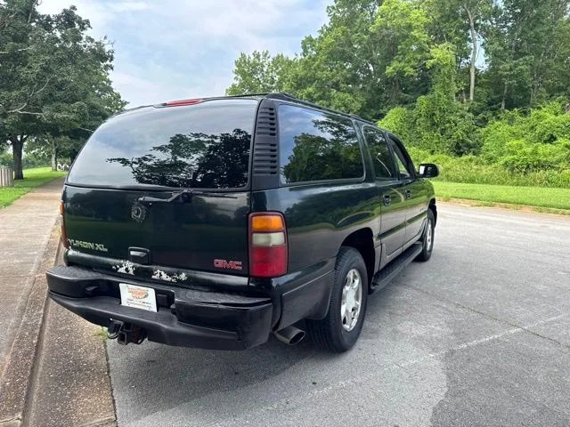 Used 2002 Black GMC Denali image 7