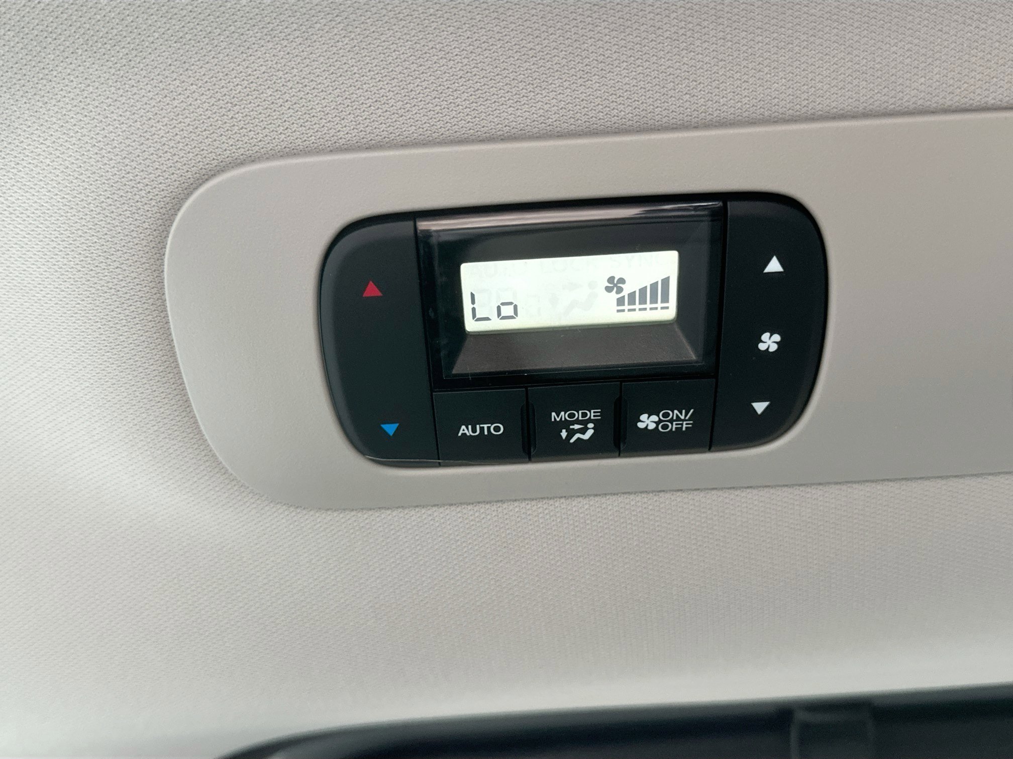 2026 Honda Odyssey EX-L - Photo 18