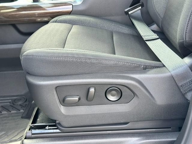 New 2026 Summit White Chevrolet LT Trail Boss image 11