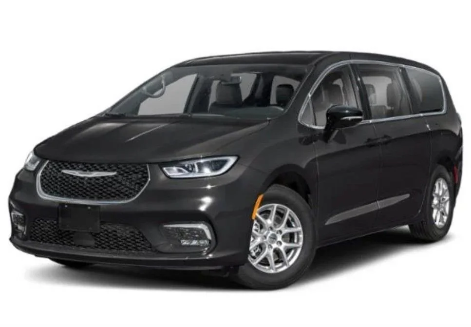 2026 Chrysler Pacifica Limited's photo