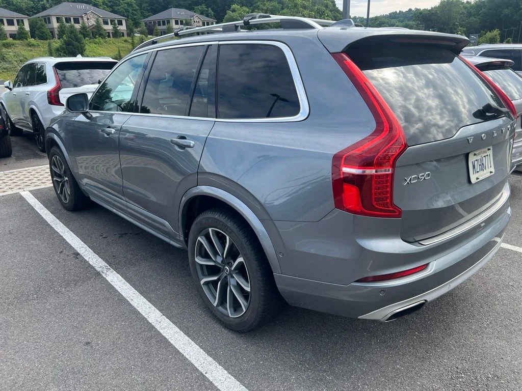 Used 2017 Gray Metallic Volvo T6 Momentum image 12