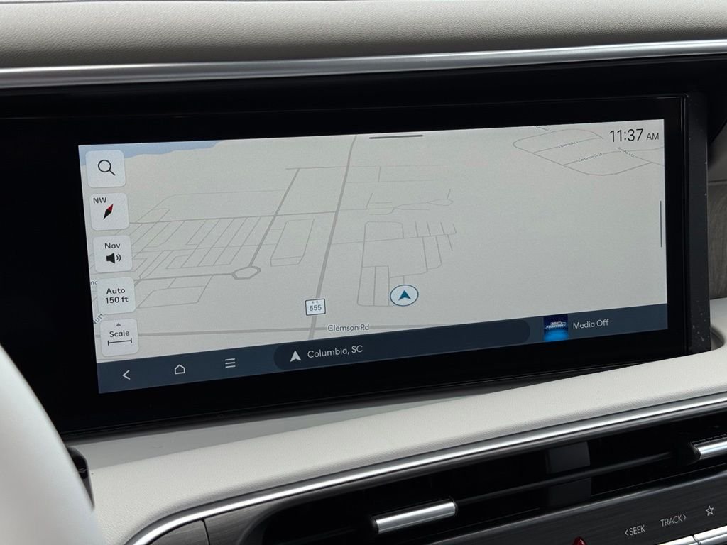 Certified Used 2026 White Hyundai SE image 3