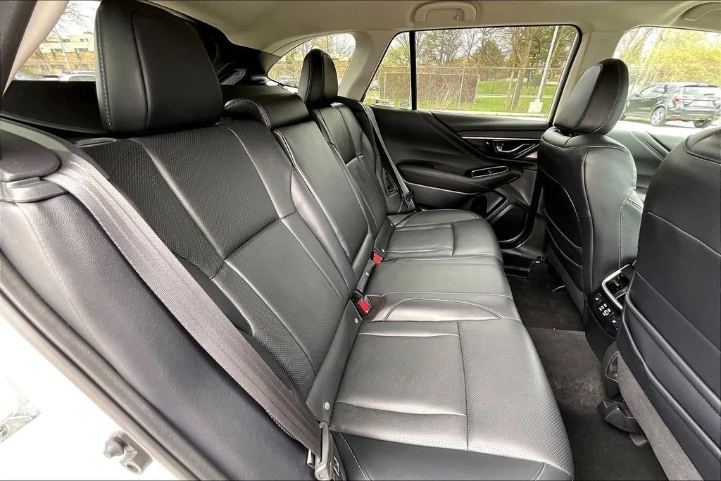 Used 2024 White Subaru Touring XT image 27