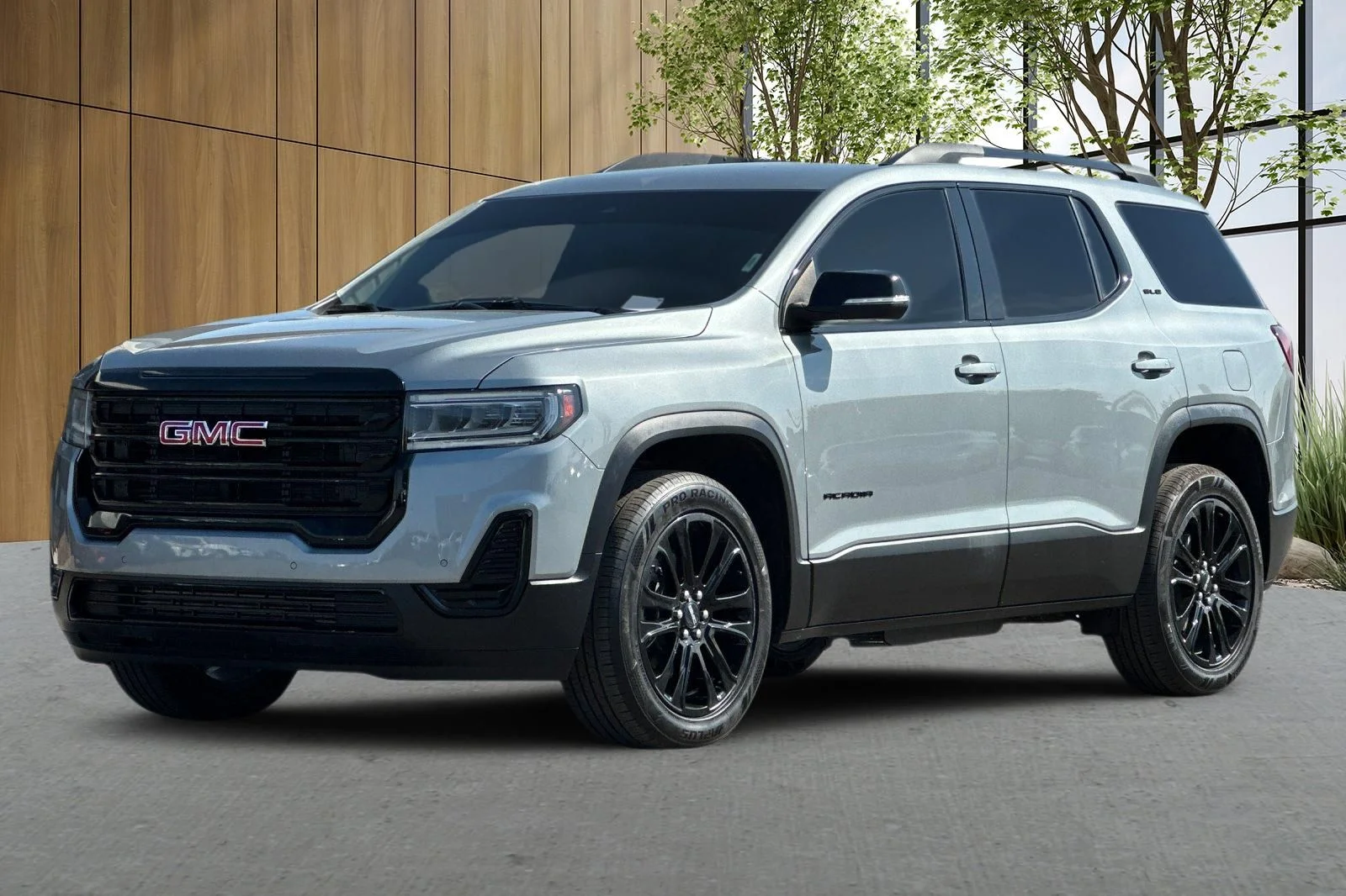 Used 2023 Silver GMC SLE image 8