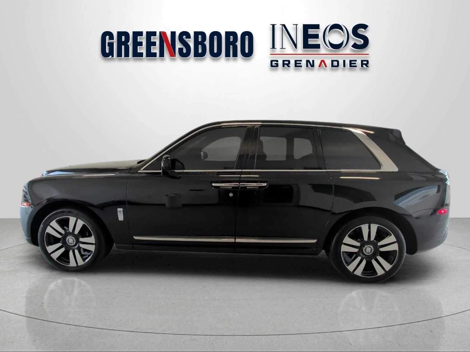 Used 2021 BLACK ROLLS ROYCE BASE image 2