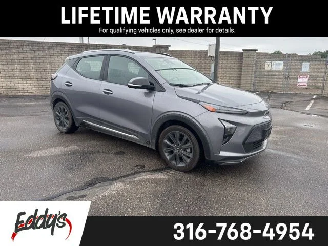 2022 Chevrolet Bolt EUV Premier's photo