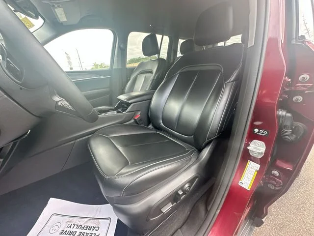 Used 2023 Red Jeep Limited image 13