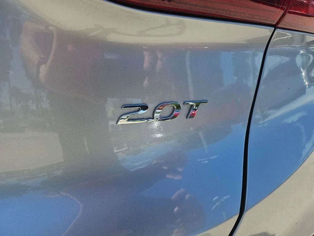 Used 2020 Silver Hyundai Limited image 6