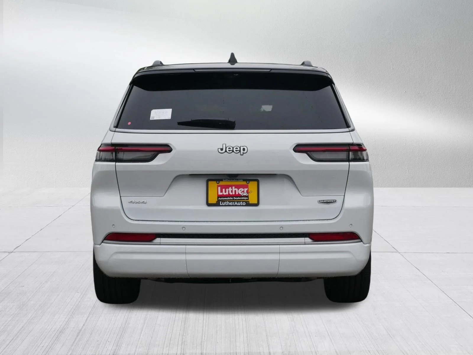 New 2026 Bright White Clear-Coat Exterior Paint Jeep Summit image 6