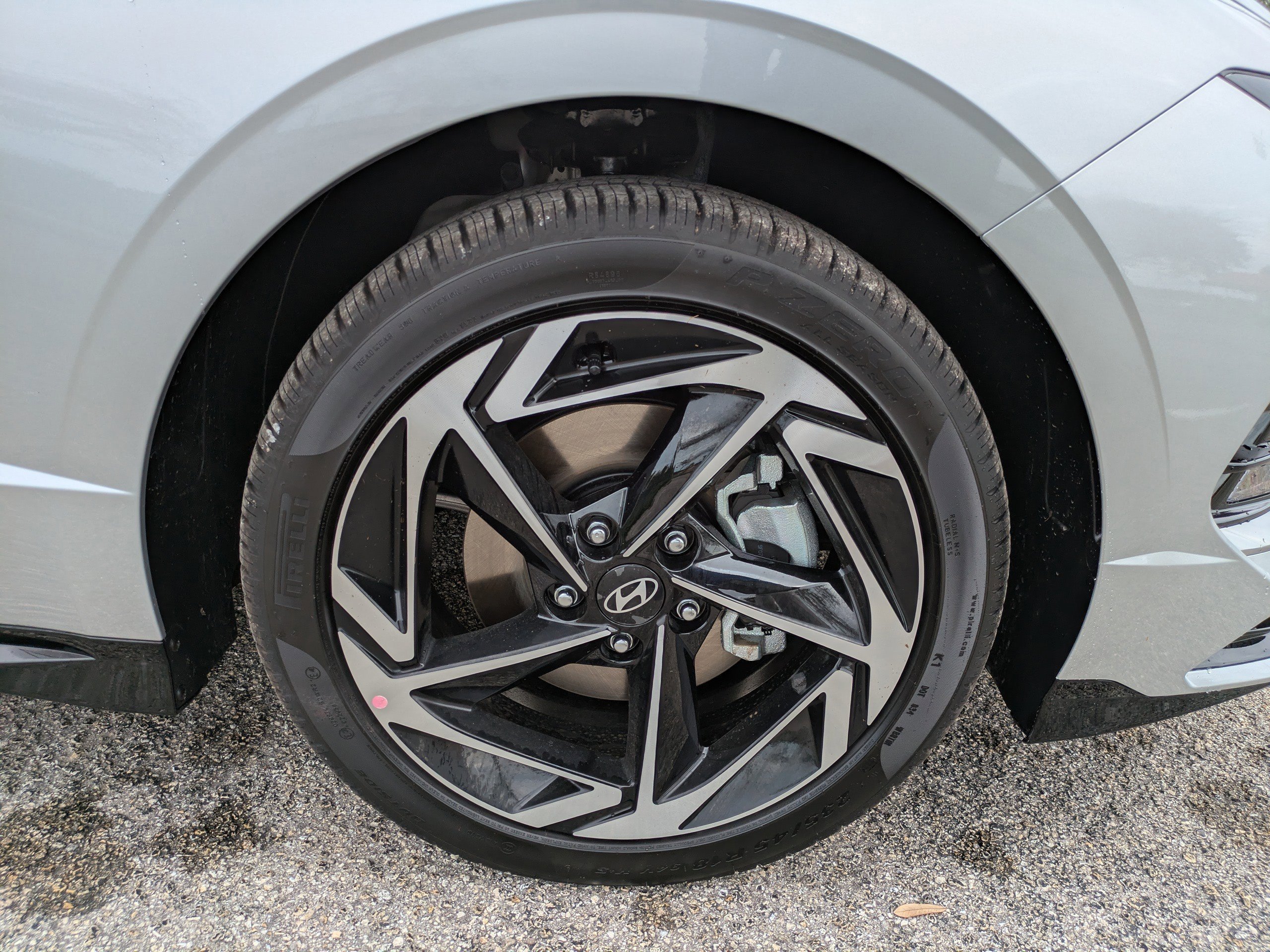 New 2026 Aero Silver Hyundai SEL Sport image 8