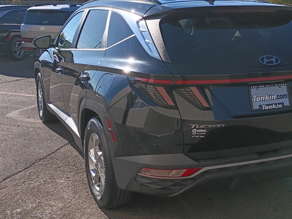 Used 2022 Black Hyundai SEL image 7