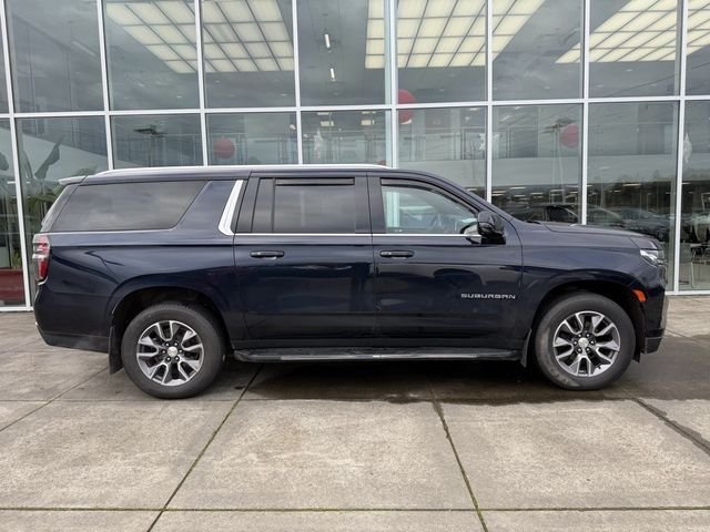 2022 Chevrolet Suburban LT - Photo 8