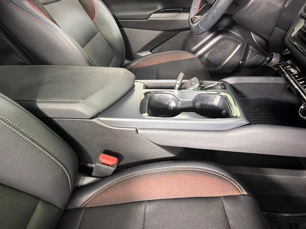 2024 Chevrolet Equinox EV RS - Photo 34
