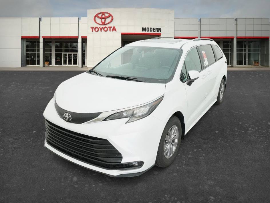 New 2026 Wind Chill Pearl Toyota XLE image 20