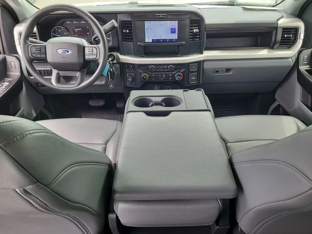 Used 2025 White Ford XL image 14