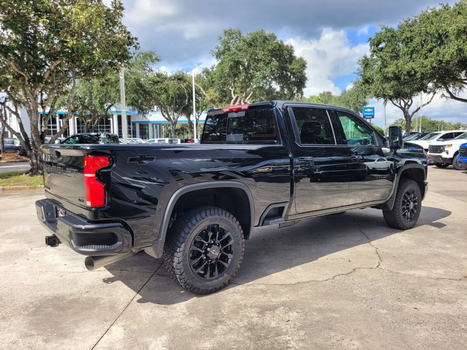 2026 Chevrolet Silverado 2500 HD LTZ - Photo 8