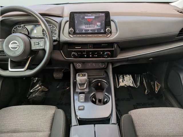 Used 2021 Gray Nissan S image 13