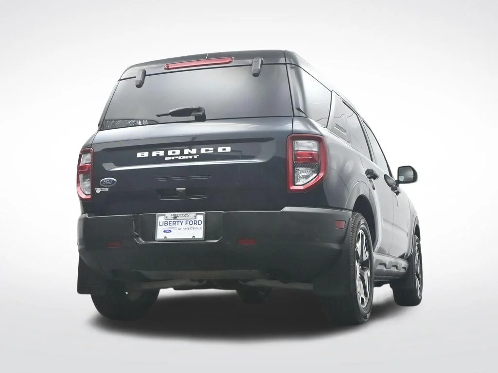 Used 2022 Blue Metallic Ford Outer Banks image 50