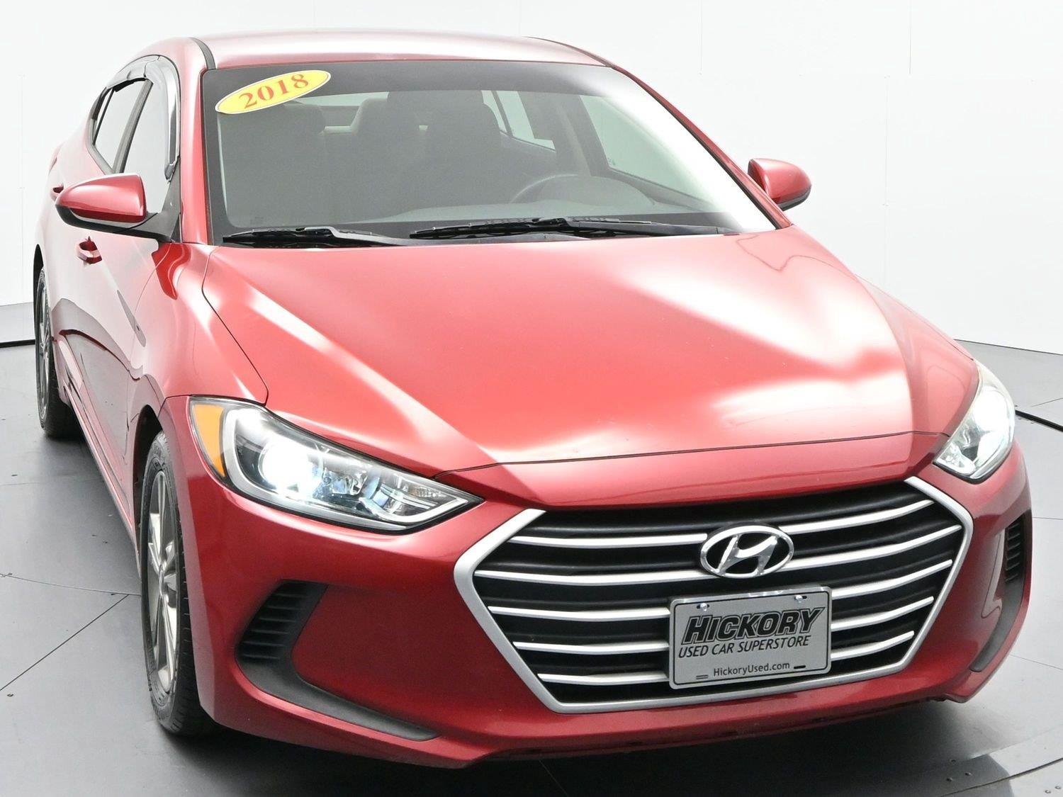 Used 2018 Scarlet Red Hyundai SEL image 2