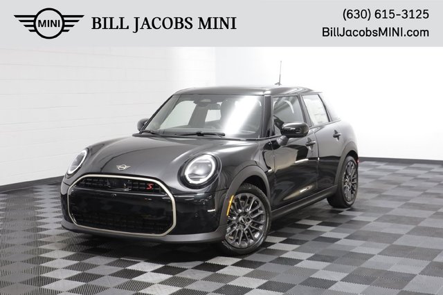 2026 MINI 4 Door Iconic