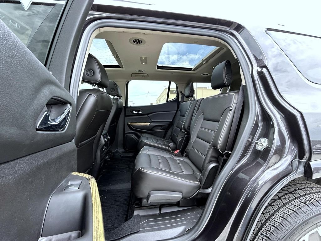 Used 2019 Silver GMC Denali image 22