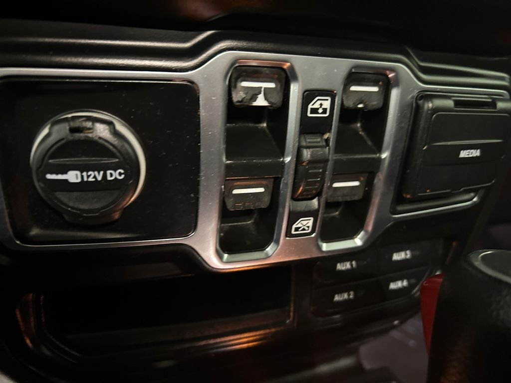 Used 2023 Red Jeep Texas Trail image 29