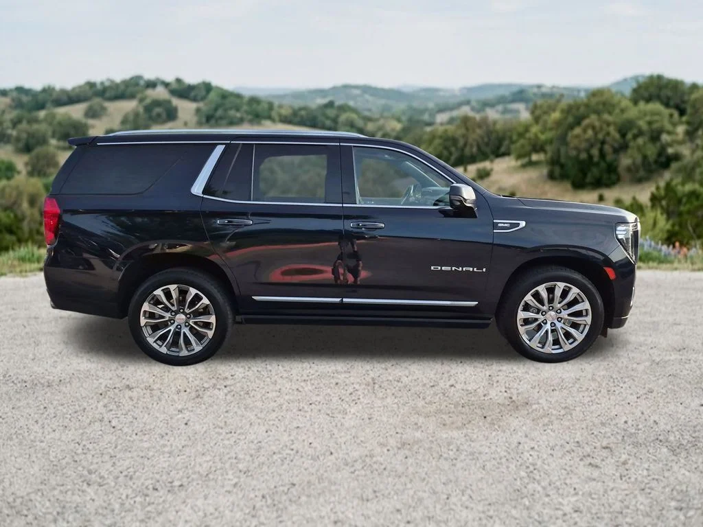 Used 2022 Blue GMC Denali image 12