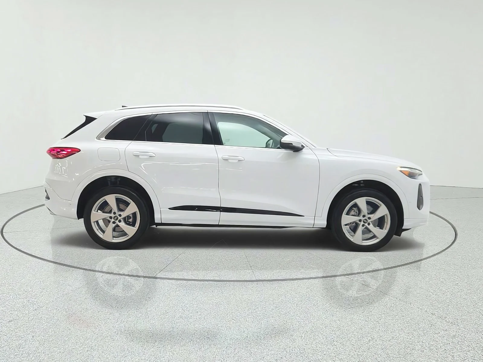 Used 2025 Glacier White Metallic Audi Premium Plus image 4