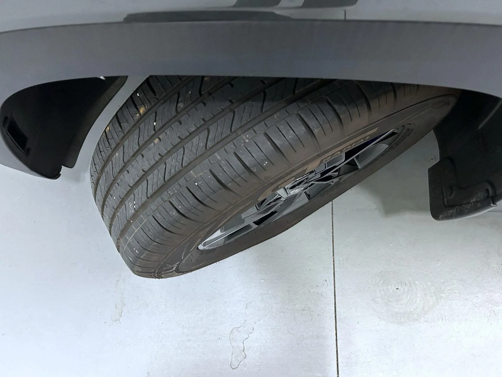 Used 2022 Gray Hyundai SEL image 23