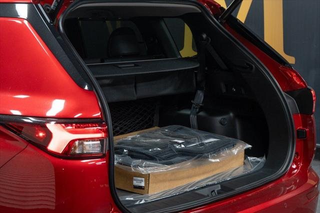 2025 Mitsubishi Outlander Plug-in Hybrid SE - Photo 10