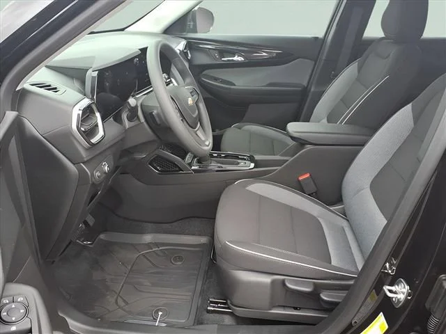 New 2026 Mosaic Black Metallic Chevrolet LT image 15