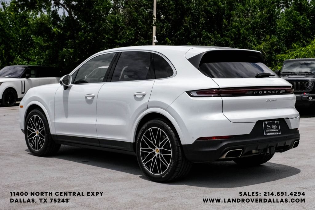 Used 2024 Carrara White Porsche Base image 8