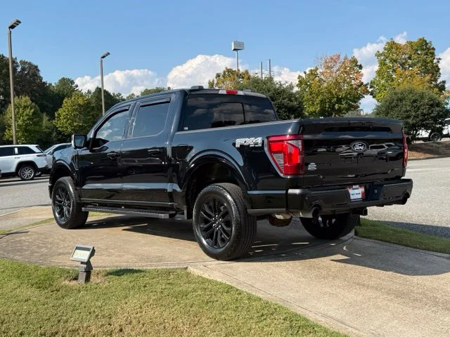 Used 2024 Black Ford XLT image 5