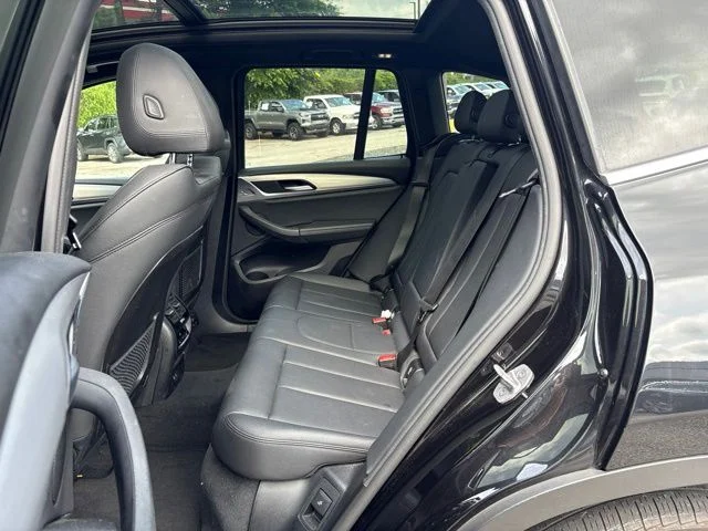 Used 2021 Black Sapphire Metallic BMW sDrive30i image 16
