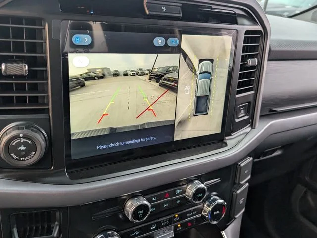 New 2026 Oxford White Ford XLT image 13