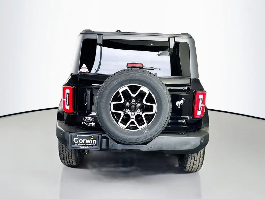 New 2026 Shadow Black Ford Outer Banks image 13