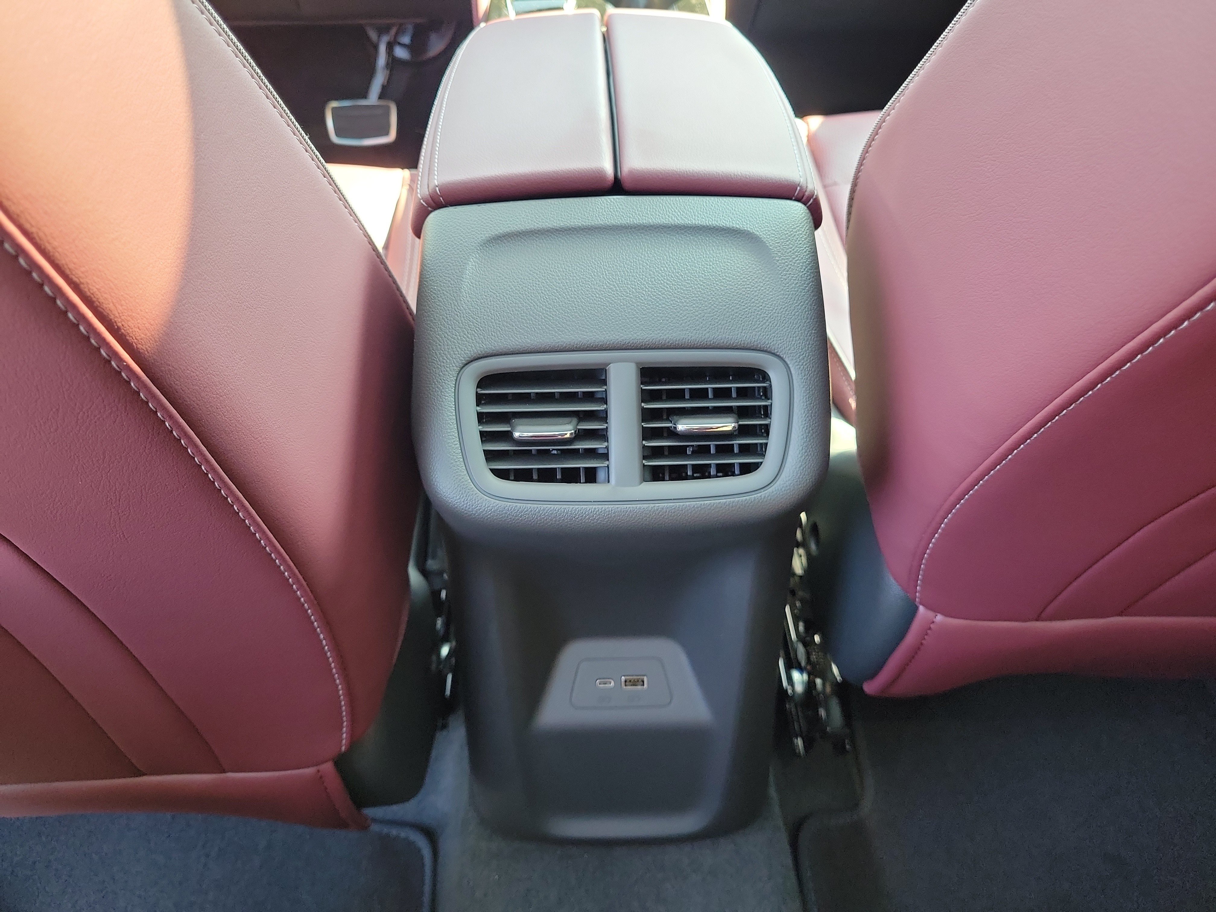 2026 Buick Envision Sport Touring - Photo 11