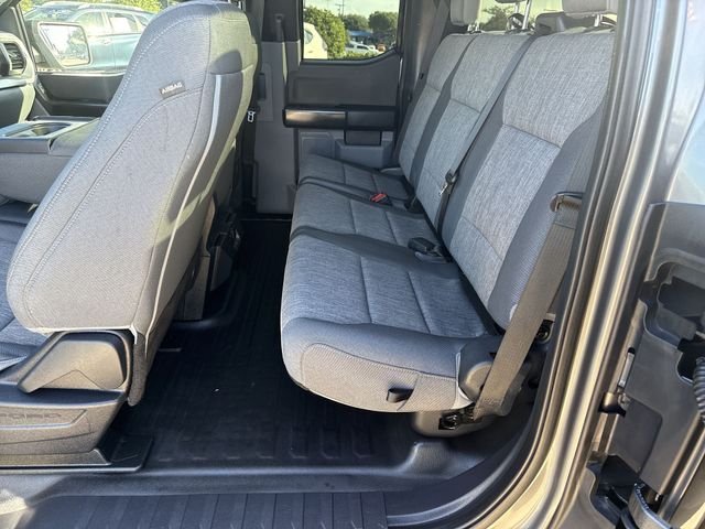 Used 2022  Ford XL image 15