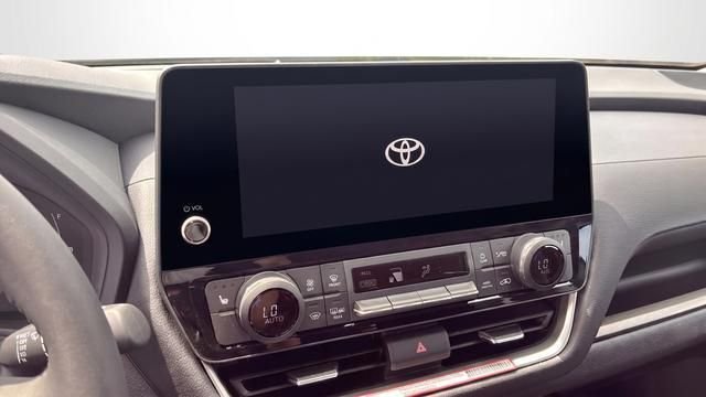 Used 2026 White Toyota XLE image 24