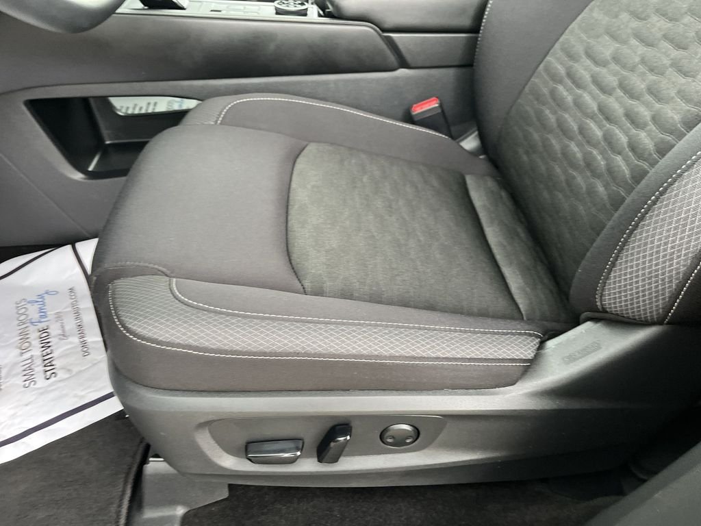 Used 2024 Brilliant Silver Metallic Nissan SV image 12
