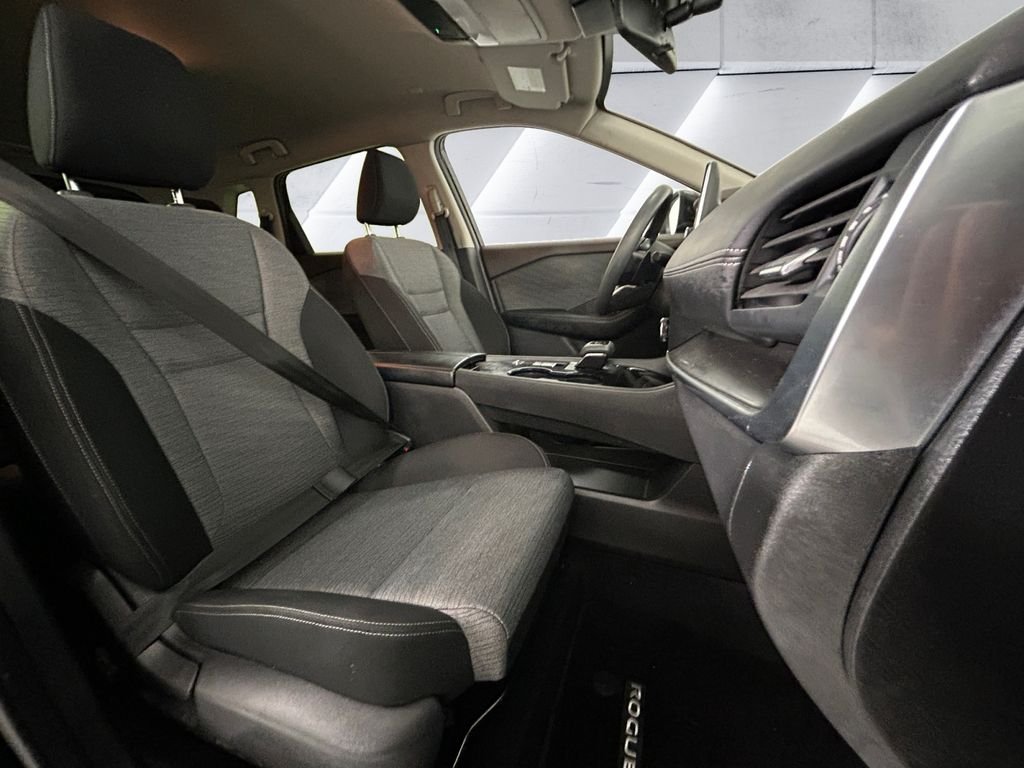 Used 2023 Black Nissan SV image 14