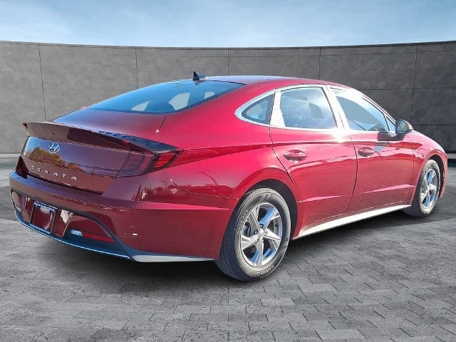 Certified Used 2023 Red Hyundai SE image 6
