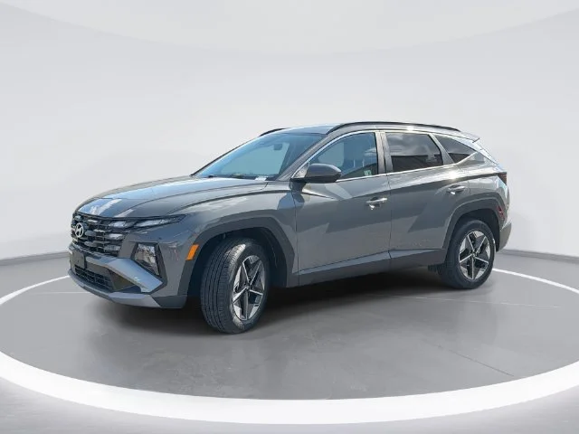 Used 2025 Gray Hyundai SEL image 1